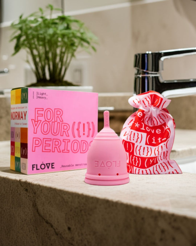 Flove trygg menskopp som kan brukes i opptil 12 timer, laget av 100% medisinsk silikon. Innovativ og trygg menskopp for komfort og sikkerhet.